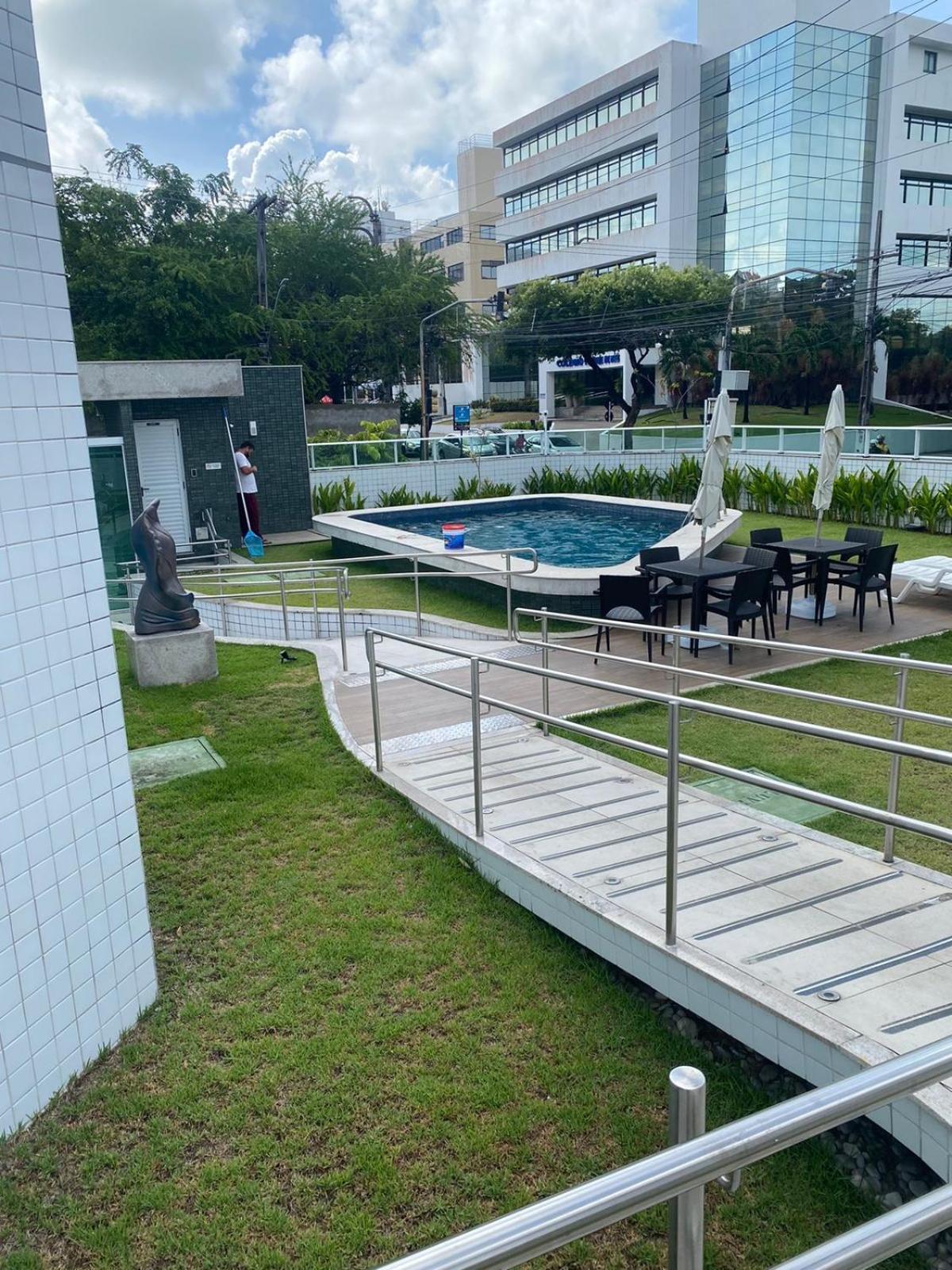 Flat Que Acomoda Ate 4 Pessoas Boa Viagem-recife